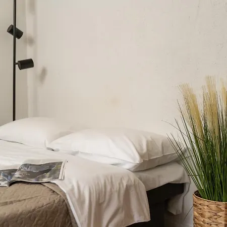 Apartment Air 312
